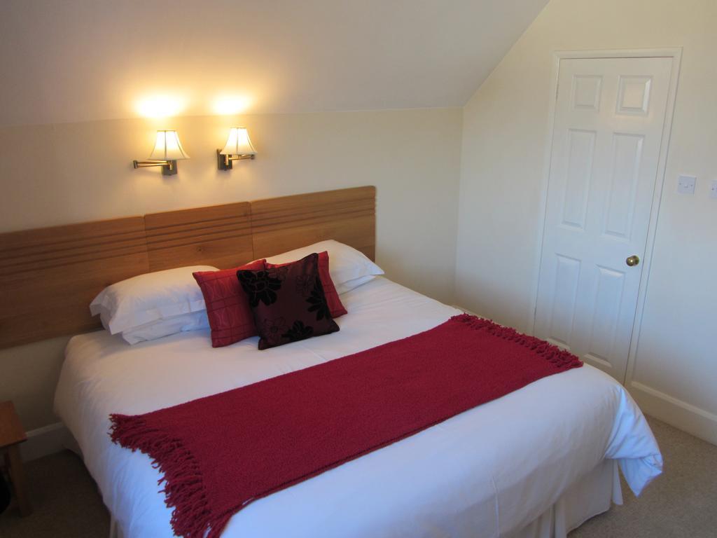 Treetops Guest House Banbury Exterior photo
